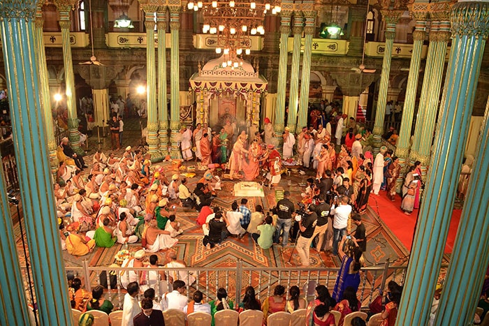 Photo : In Grand Royal Wedding, Maharaja Of Mysuru Marries Princess From Rajasthan