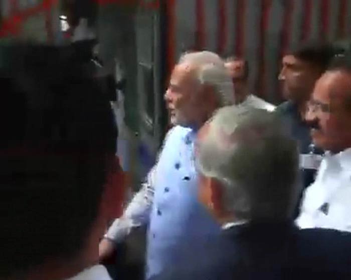 From Katra, Mr Modi will head to Jammu and kashmir's capital Srinagar, where he will address troops of the Indian Army at the Badami Bagh Cantonment. He will later have lunch with Governor N N Vohra at the Raj Bhawan.