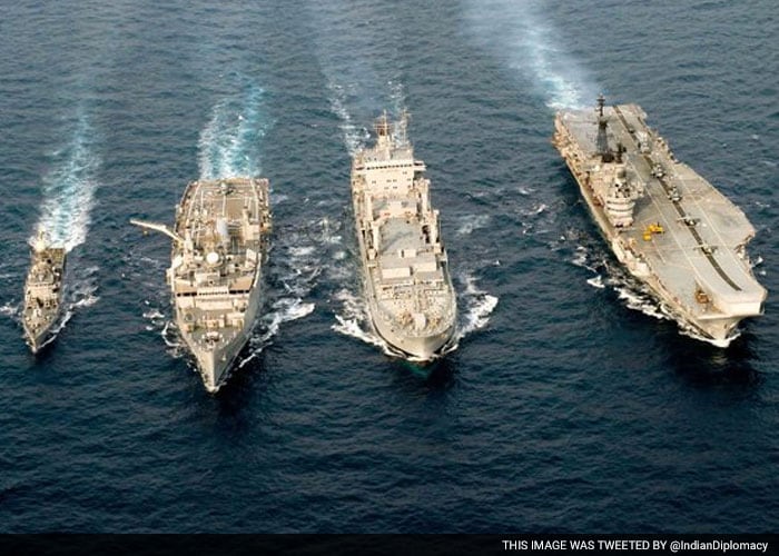 नौसेना की शान में एक दिन... अंतरराष्ट्रीय फ्लीट रिव्यू में 100 जंगी जहाज़