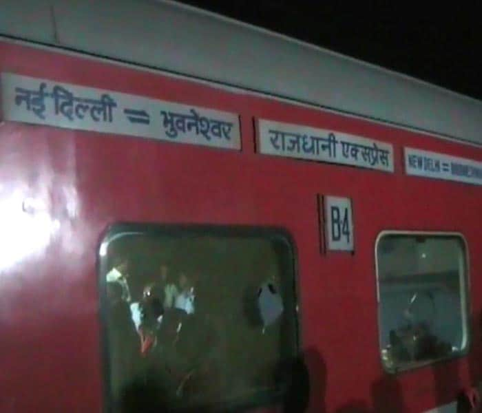 Seven coaches and the engine of the 2445 up Bhubaneswar-New Delhi Rajdhani Express jumped the tracks due to the impact of the blast, suspected to be a handiwork of the Maoists who have called a 48-hour bandh in seven states.<br><br>
The 48-hour bandh has been called by the CPI (Maoist) in Bihar, Jharkhand, Orissa, West Bengal, Chhattisgarh, Andhra Pradesh and three districts of Maharashtra to protest against the 'Operation Green Hunt' launched against them.(NDTV Photo)