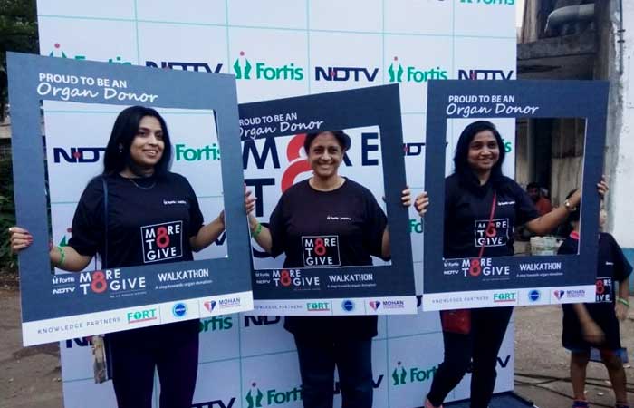 NDTV-Fortis More To Give: Mumbai Walkathon Flag Off