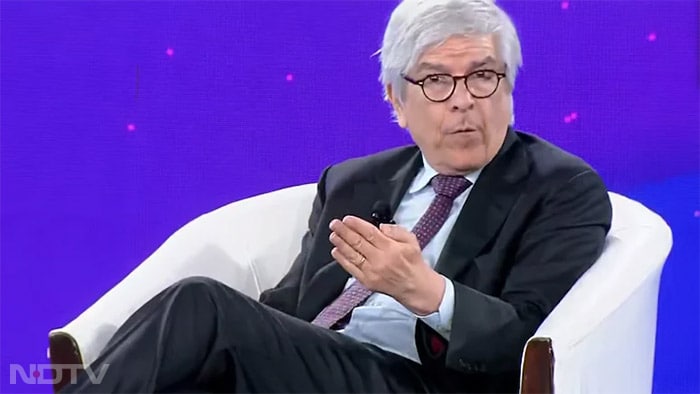 Economist And Nobel Laureate Professor Paul Romer at NDTV World Summit, shares his views on Aadhaar. He said technology was used to give citizens an existence and further access to schemes.