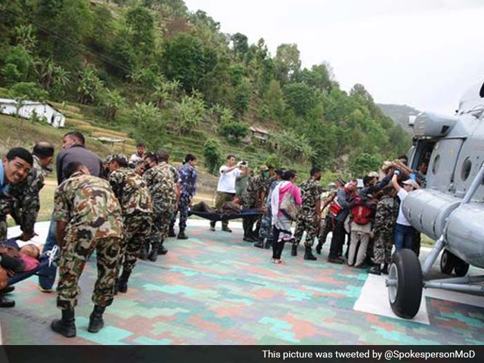 Nepal Earthquake Rescue Efforts: IAF's helicopters airlift stranded and injured people from a height of more than 10,000 feet.