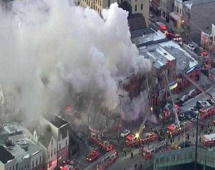 Huge Fire Breaks Out In New York Apartment Building: Pics