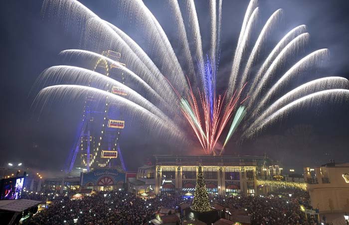 In Pics: Cities Across The World Welcome 2017