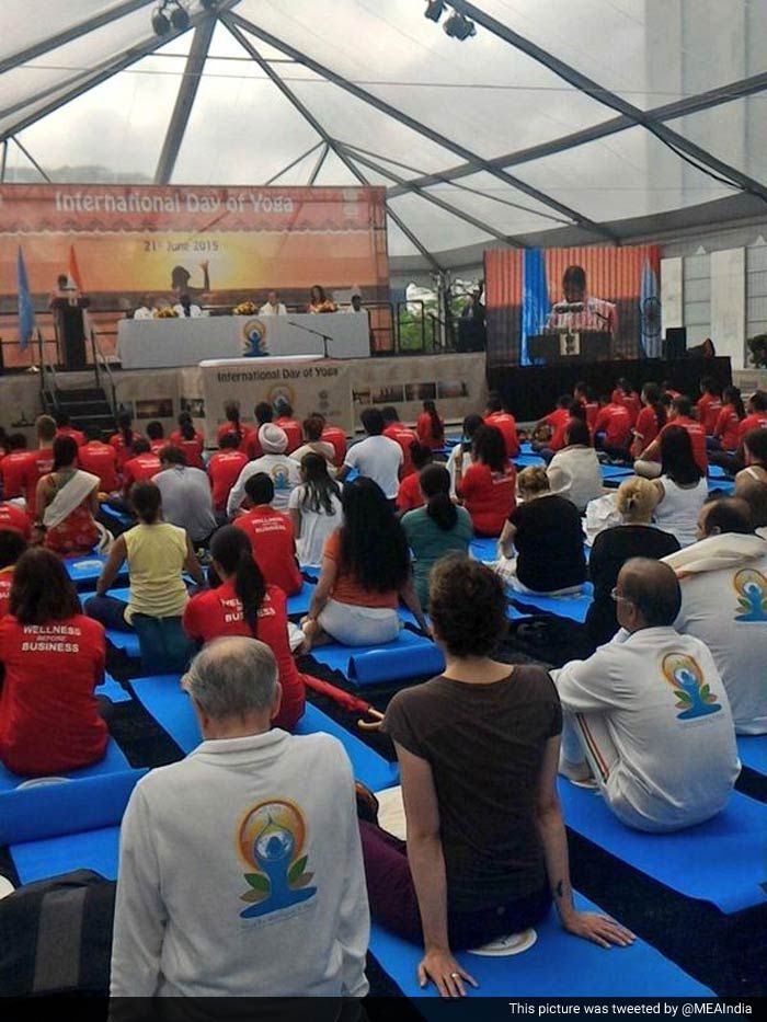 From London to New York, Thousands Roll Out Mats to Perform Yoga