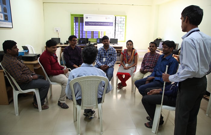 EnABle India विकलांग लोगों को रोजगार दिलाने में कर रहा है मदद