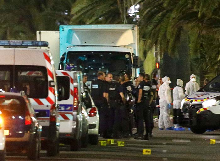 Pics: Truck Rams Into Crowd In France\'s Nice