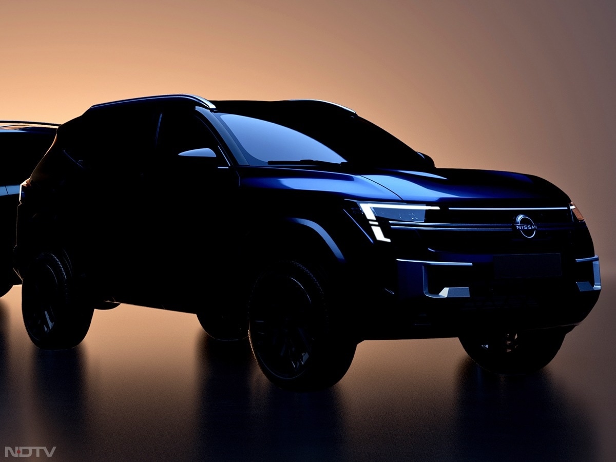 Nissan ने दिखाई अपनी नई कार की झलक