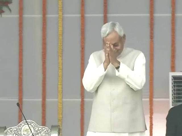 Photo : The Bihar Swearing In - an Opposition Show of Unity