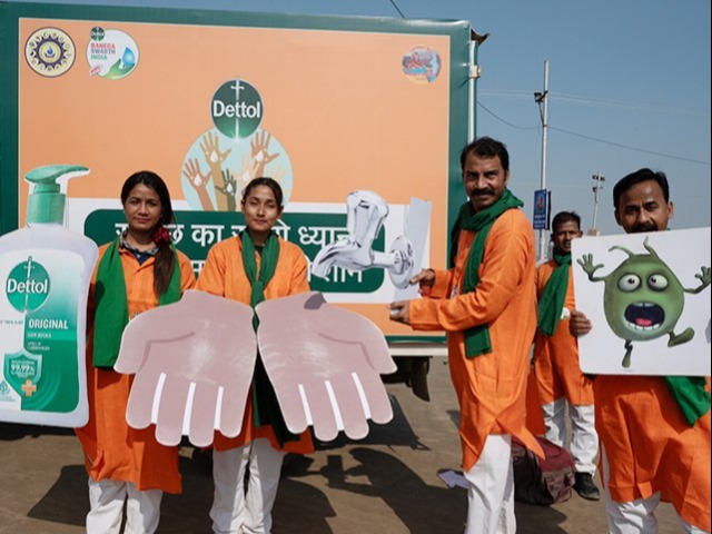 Nukkad Natak For A Swasth Bharat: Dettol Banega Swasth India At Maha Kumbh 2025