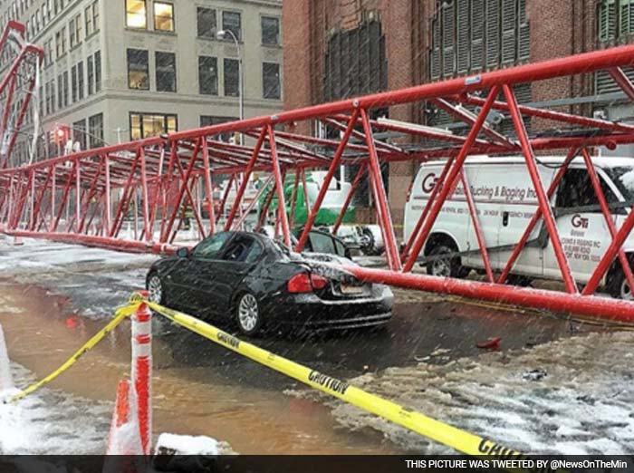 5 Pics: Construction Crane Collapses In New York\'s Manhattan