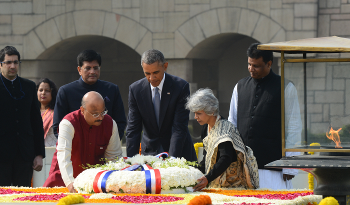 President Obama Pays Tribute to Mahatma Gandhi at Rajghat