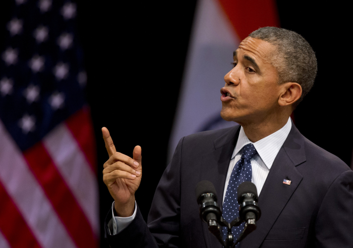 Final Day, Big Show: Obama\'s Town Hall