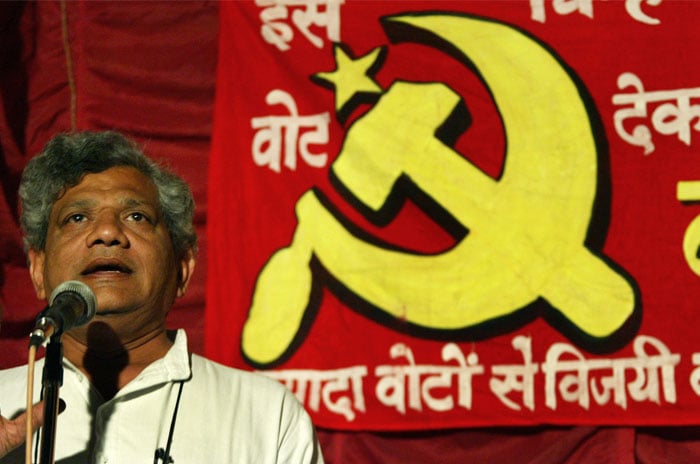 The Left may have staged protests during his visit but US President Barack Obama was "glad" to meet an Indian Communist leader.<br><br>"I am glad to meet an Indian communist. I am told that communists have been part of the (Indian) political mainstream," Obama told CPM Politburo member Sitaram Yechury as they shook hands at the Rashtrapati Bhawan banquet.