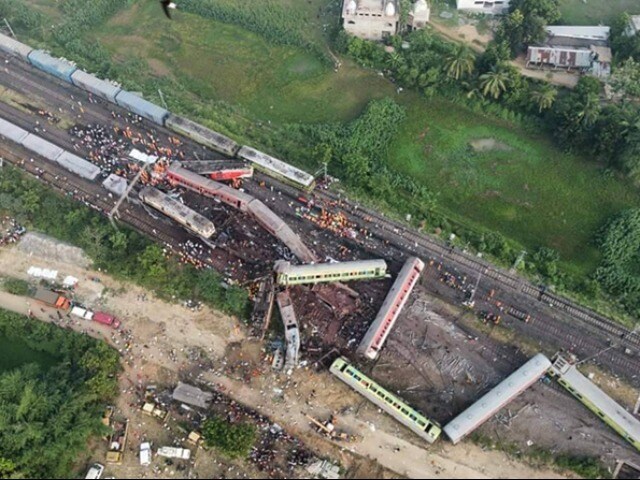 Photo : Odisha Train Accident: कितना भीषण है ओडिशा ट्रेन हादसा, आसमान से दिखा ये मंजर
