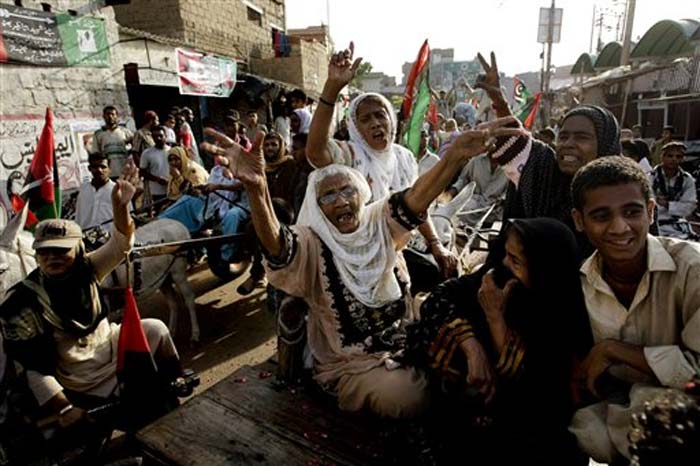 Supporters of Pakistan's People's party chant slogans during a rally in Karachi.