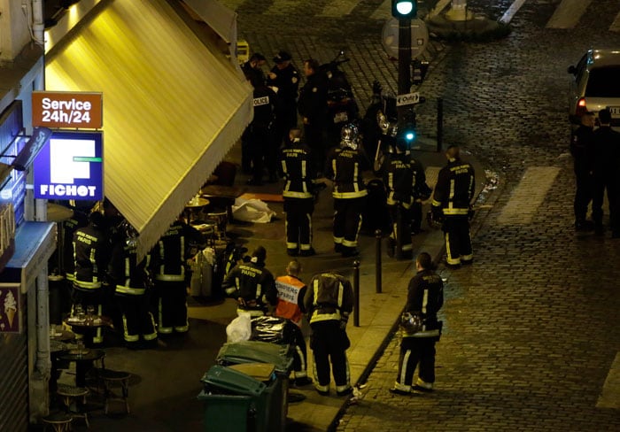10 Pics: Paris Hit by Multiple Attacks