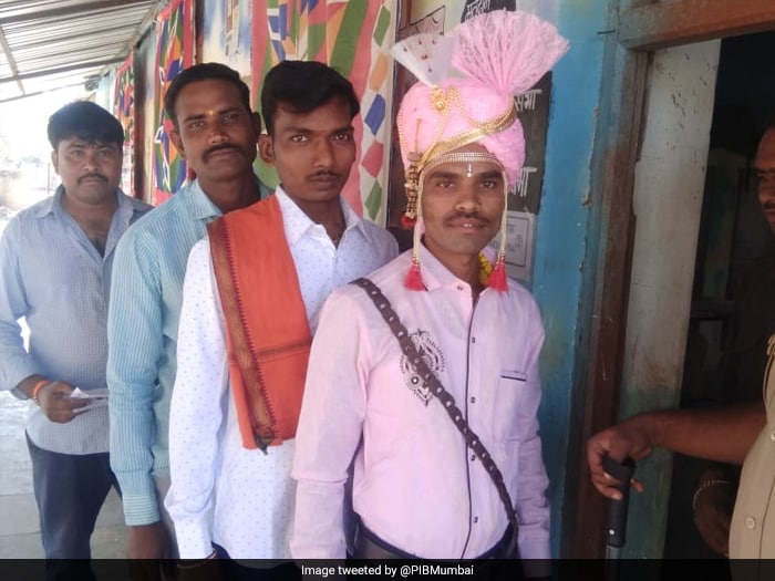 Undeterred Voters Come Out In Large Numbers To Cast Their Votes During Phase 2 Of Polling