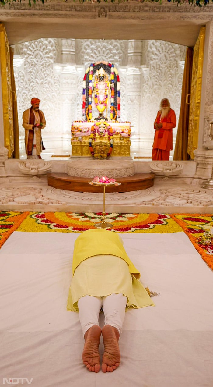Pics: PM Modi Offers Prayers At Ram Temple In Ayodhya