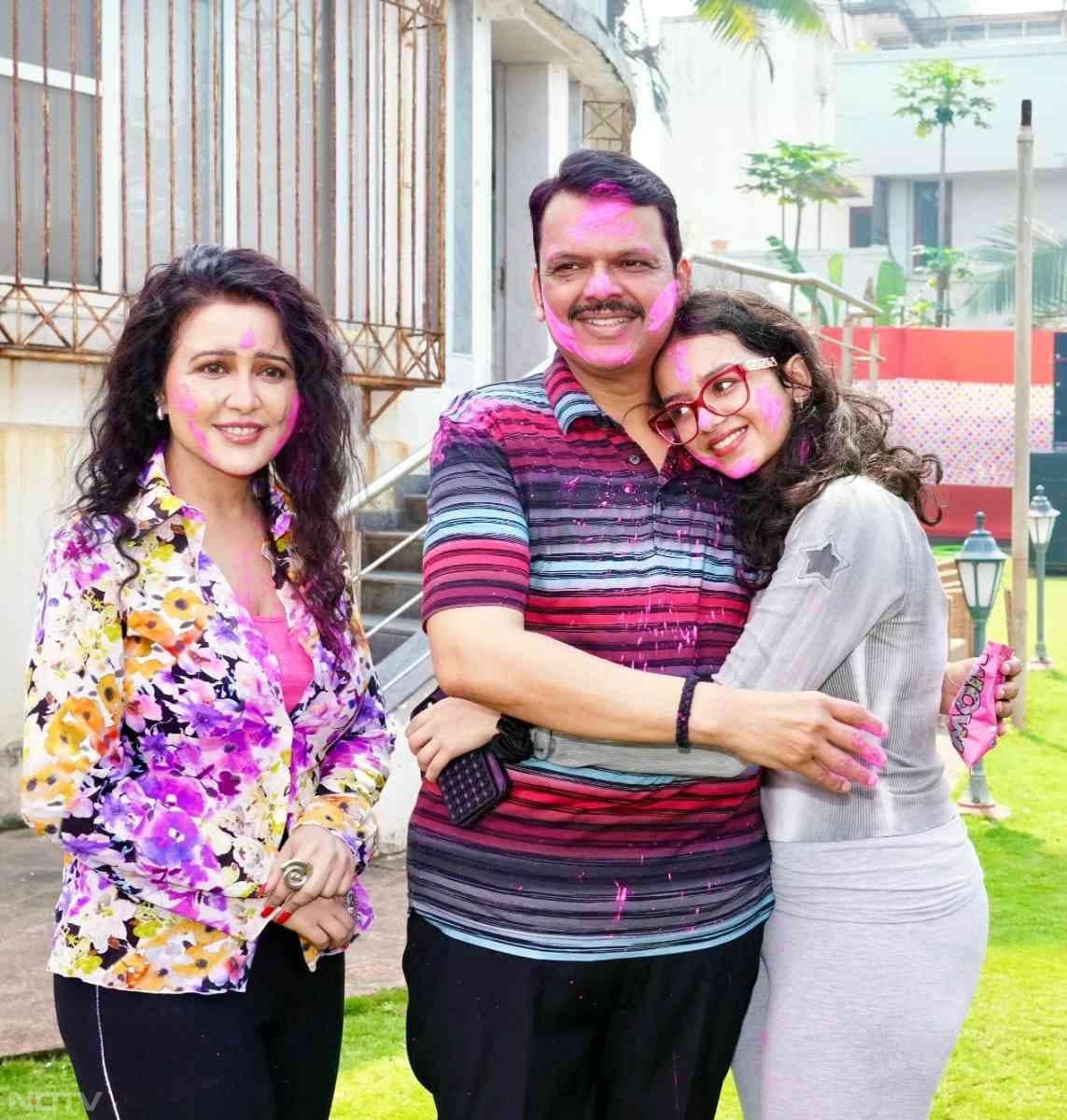 Maharashtra Chief Minister Devendra Fadnavis' <i>'Khushiyon wali Holi'</i> was captured with his wife and daughter. Mr Fadnavis shared "a joyful glimpse" of the vibrant Holi celebration with his family.