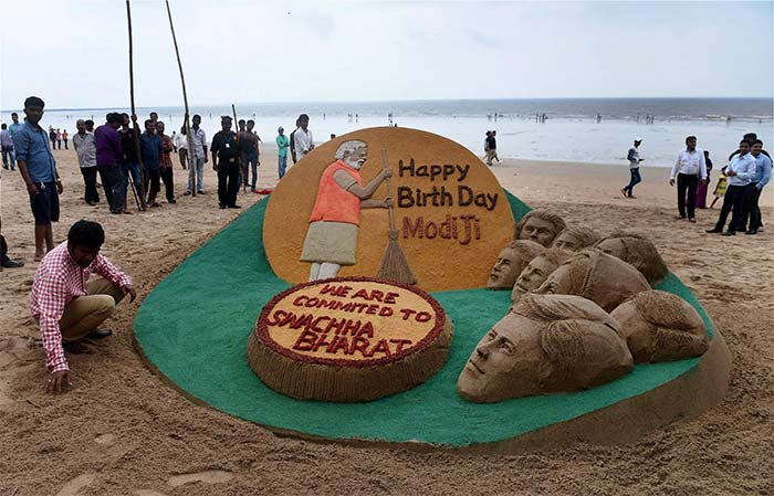 Sand artist, Sudarsan Pattnaik made a special figurine of Prime Minister Narendra Modi on his birthday.