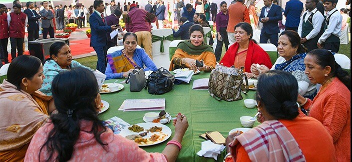 दोपहर के भोजन में सांसदों को बाजरा के व्यंजन परोसे गए. (फोटो: पीटीआई)