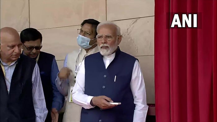 PM मोदी ने किया 'प्रधानमंत्री संग्रहालय' का उद्घाटन, खरीदा सबसे पहला टिकट