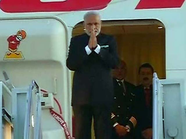 PM Narendra Modi Gets Rousing Welcome in New York: 5 Pics PM Narendra Modi Gets Rousing Welcome in New York: 5 Pics