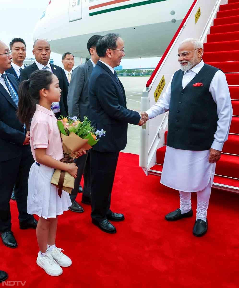 पीएम मोदी सात साल बाद चीन पहुंचे हैं.