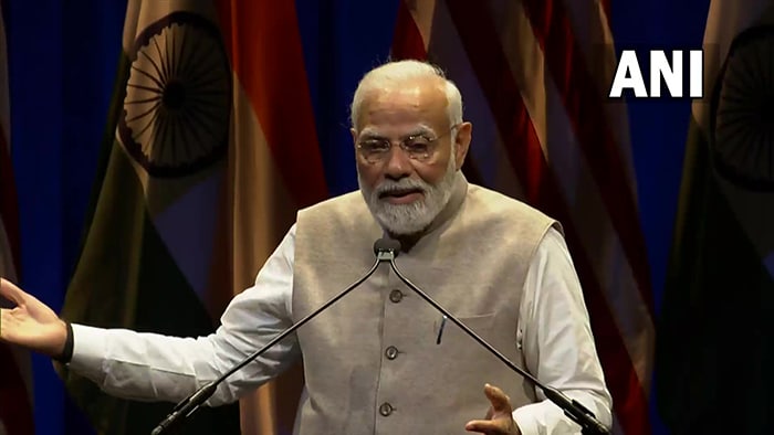 PM Modi US Visit: प्रधानमंत्री मोदी ने भारतीय समुदाय को किया संबोधित