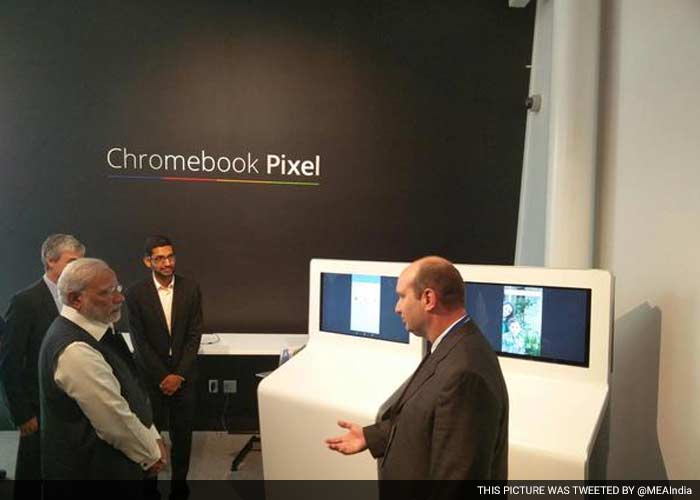 Google CEO Sundar Pichai explains to Prime Minister Narendra Modi the navigational, safety and other uses of Street View & Google Earth.