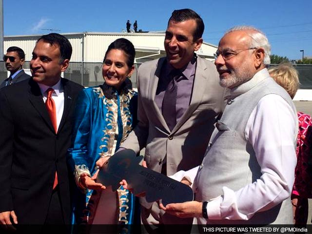 Photo : PM Modi Begins West Coast Visit at San Jose