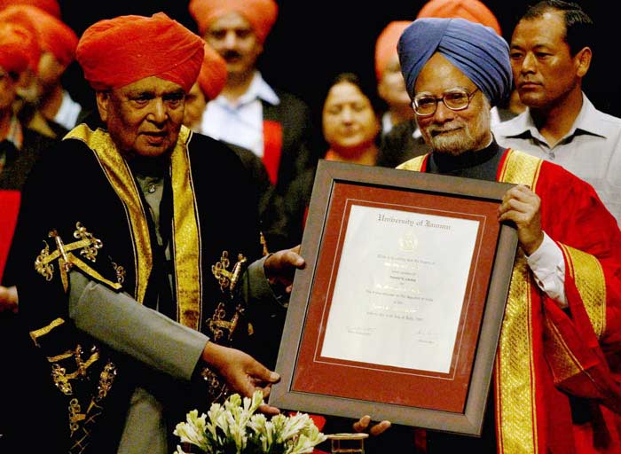 Manmohan Singh: A political life in pictures