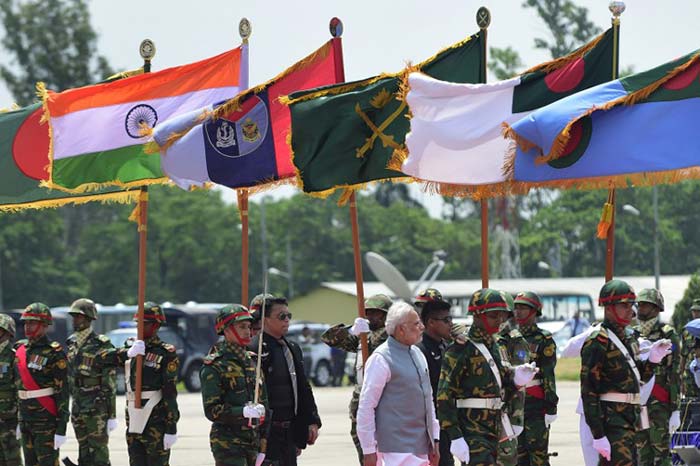 PM Modi in Dhaka: Bus Services Flagged Off, Land Boundary Agreement Signed on Day 1