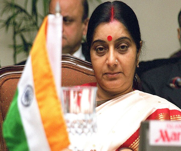 In a heavily publicized and emotionally charged episode following the elections, Sushma Swaraj threatened to shave her head, don a white saree and eat groundnuts (symbolically mourning) if Sonia Gandhi became the Prime Minister of India.<br><br>She didn't have to, but only because Sonia refused to be PM.<br><br>A soft number to ameliorate the lady's anger perhaps?<br><br><a class="fn fl fa fs12" href="http://www.ndtv.com/convergence/ndtv/new/forums/readforum.aspx?trdid=3174"  target="_blank">Which song should this politico sing?</a>