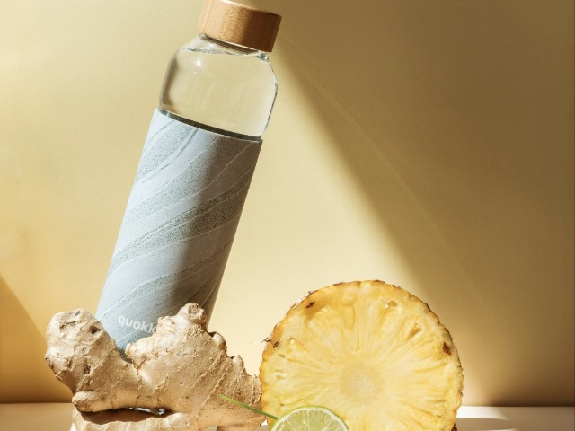 रक्षा बंधन पर खा ली हैं ढेर सारी मिठाइयां? ब्लोटिंग दूर कर सकती हैं ये Detox Drinks