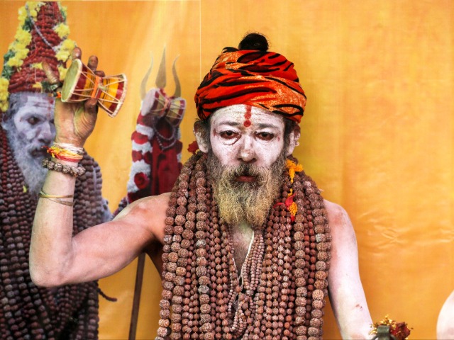 संगम तट पर आस्था का 'महासैलाब'... माघ मेले की इन तस्वीरों में जीवंत हो उठीं महाकुंभ की यादें