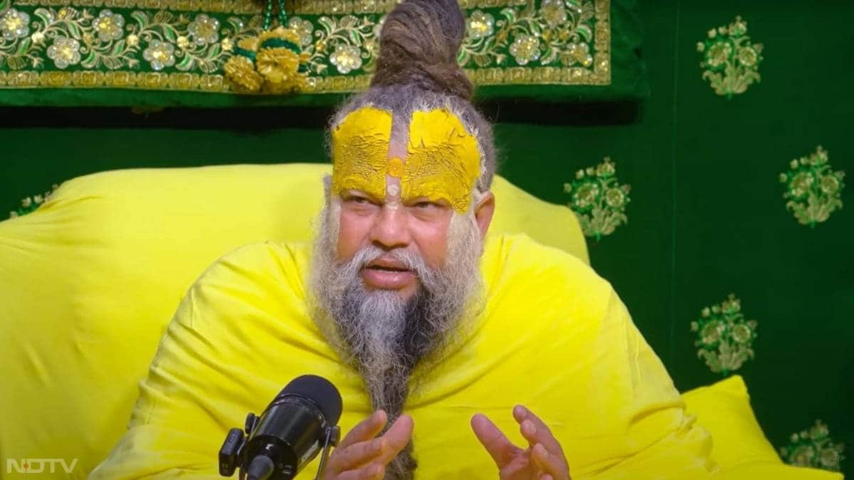 हर समय मन कैसे खुश रखें?- "जैसी सोच होगी वैसी ही स्थिति आ जाएगी. हर स्थिति में मन को खुश रखें और मन उसी का खुश रहता है, जिसे भगवान पर भरोसा होता है"
