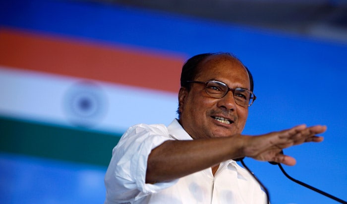 <b>AK ANTONY:</b> Member of the Parliament in the Rajya Sabha and Union Defence Minister<br><br><b>STRENGTH: </b><br><br>A senior Congress politician who became the youngest Chief Minister of Kerala at the age of 36. He leads a simple and a clean public life, earning the sobriquet, ?Saint Antony?, back home in Kerala.<br><br><b>WEAKNESS: </b><br><br>Being a Christian, he is not a vote-bank leader at the national level. The BJP will not back him.