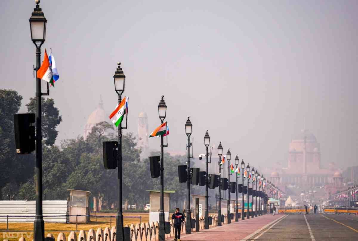 स्वागत है राष्ट्रपति व्लादिमीर पुतिन, जगह-जगह लगे पोस्टर और हर तरफ दोस्ती का संदेश