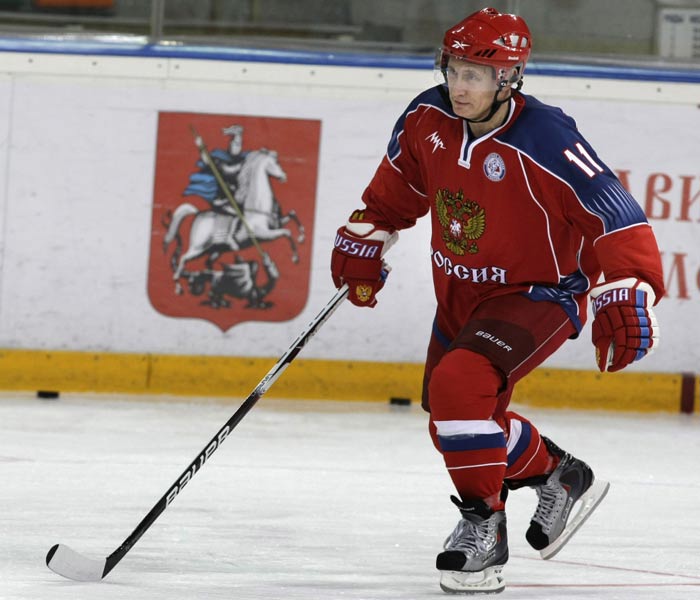 Russian Prime Minister Vladimir Putin put on a pair of skates for a hockey training session with teenage players at an ice rink in Russian capital Moscow. (Photo courtesy: AP)