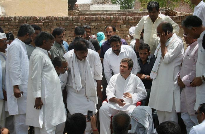 Rahul Gandhi arrested by UP police, released