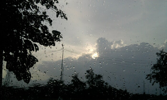 Yuti Sharma has sent this photo from Mumbai.