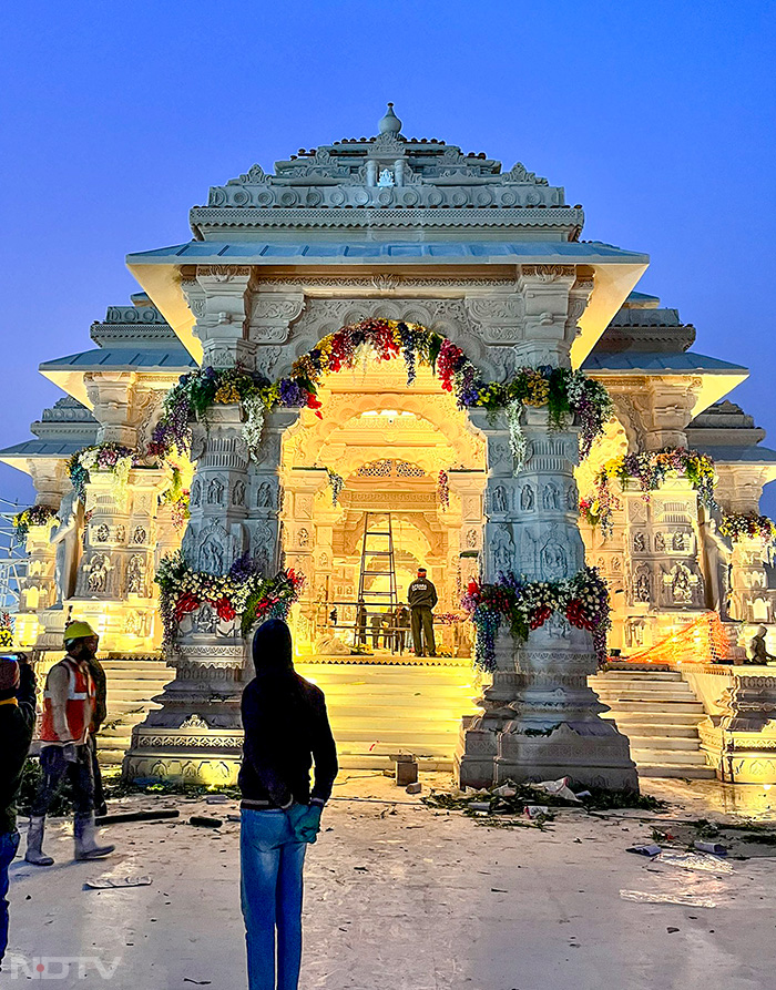 तस्वीरों में राम मंदिर का नज़ारा दिखने में बेहद मनमोहक और आकर्षक लग रहा है. फोटो: एएनआई