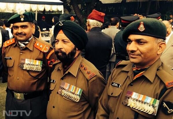 इस गैलरी में सभी 21 परम वीर चक्र विजेताओं के चित्र प्रदर्शित किए गए हैं जिन्होंने भारत राष्ट्र की रक्षा में निडर संकल्प और अदम्य साहस का प्रदर्शन किया. यह उन वीर योद्धाओं की स्मृति को सम्मानित करने की भी एक पहल है जिन्होंने मातृभूमि की सेवा में अपने प्राणों की आहुति दी.