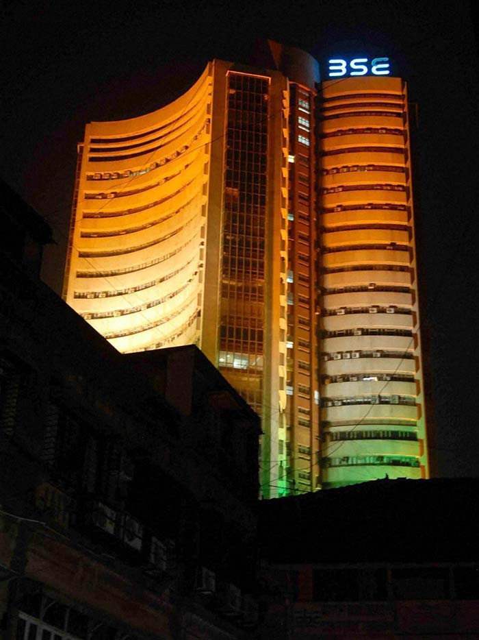 India Illuminated on the Eve of  66th Republic Day Celebrations