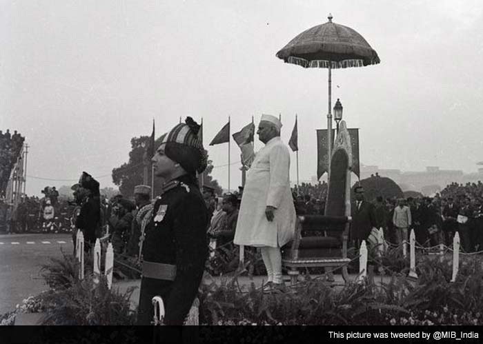 Sir S Ramgoolam of Mauritius stands for India's national anthem on 26 January 1972.