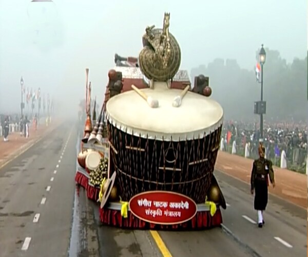 Culture Ministry and Sangeet Natak Akademi showcased the rich tradition of Indian music through musical instruments veena, shankha, dhumsa etc.(NDTV Photo)