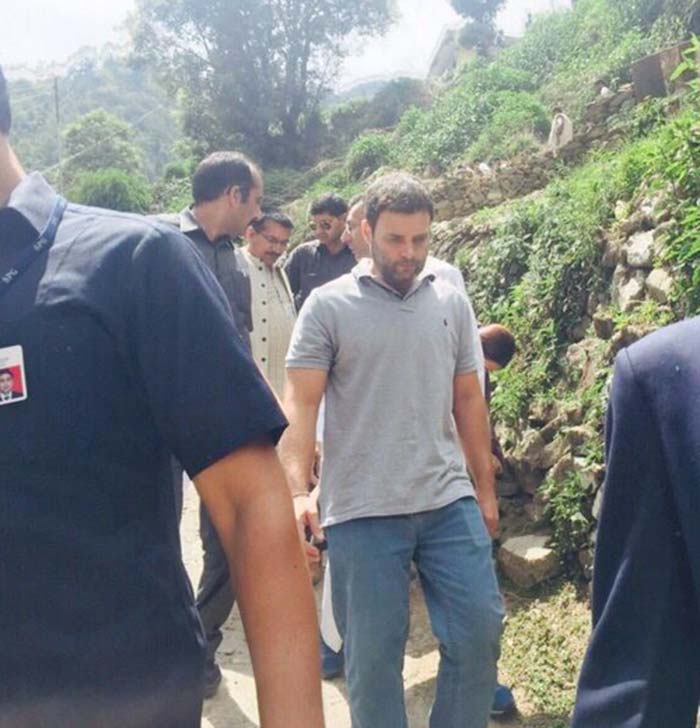 In Kedarnath Rahul Gandhi experiences fire like power